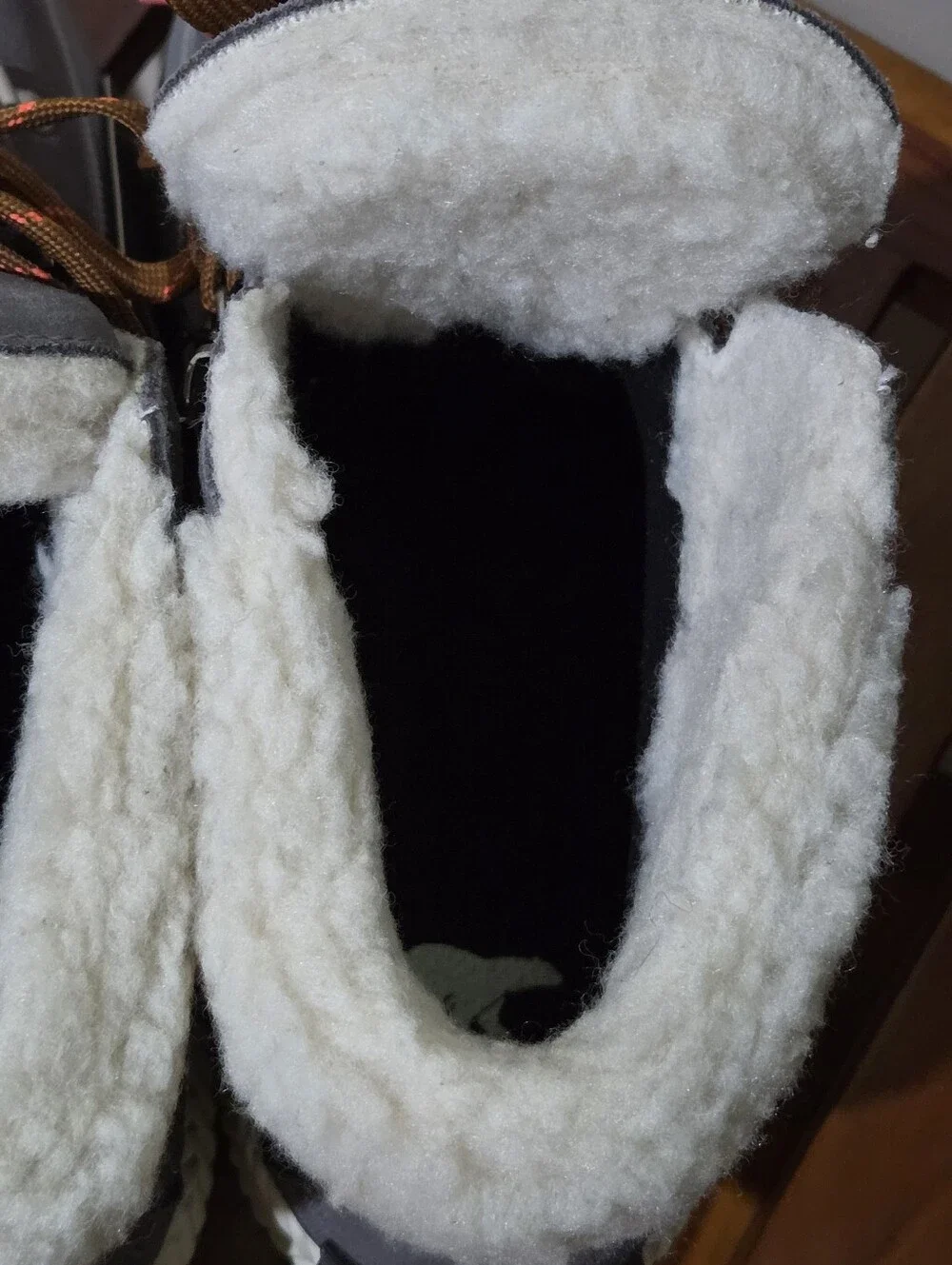 Sorel Out N About lll Conquest Quarry, Fawn Suede Shearling-Lined Winter Boots